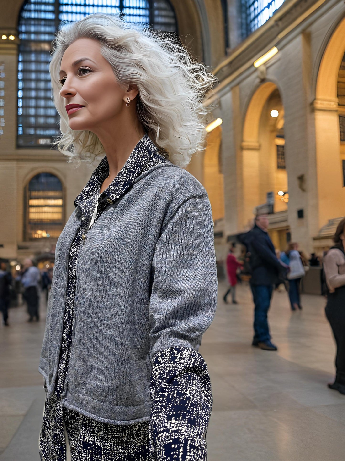 Light Knit Alpaca Cardigan Short Sleeve