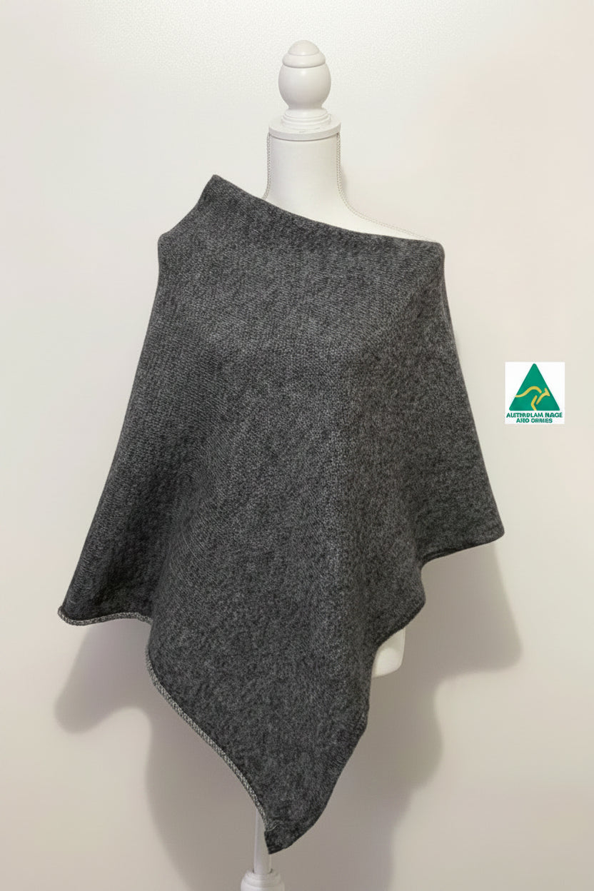Alpaca Symmetrical Extra Smooth Poncho Gray