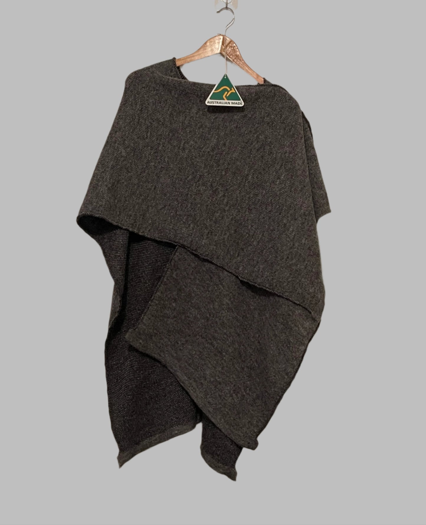 Alpaca Urban Ruana-Cape Extra Soft Natural Gray
