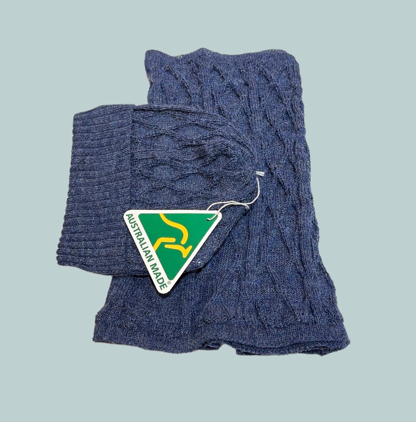 Alpaca Set High Relief Beanie and Neck warmer Reversible Blue