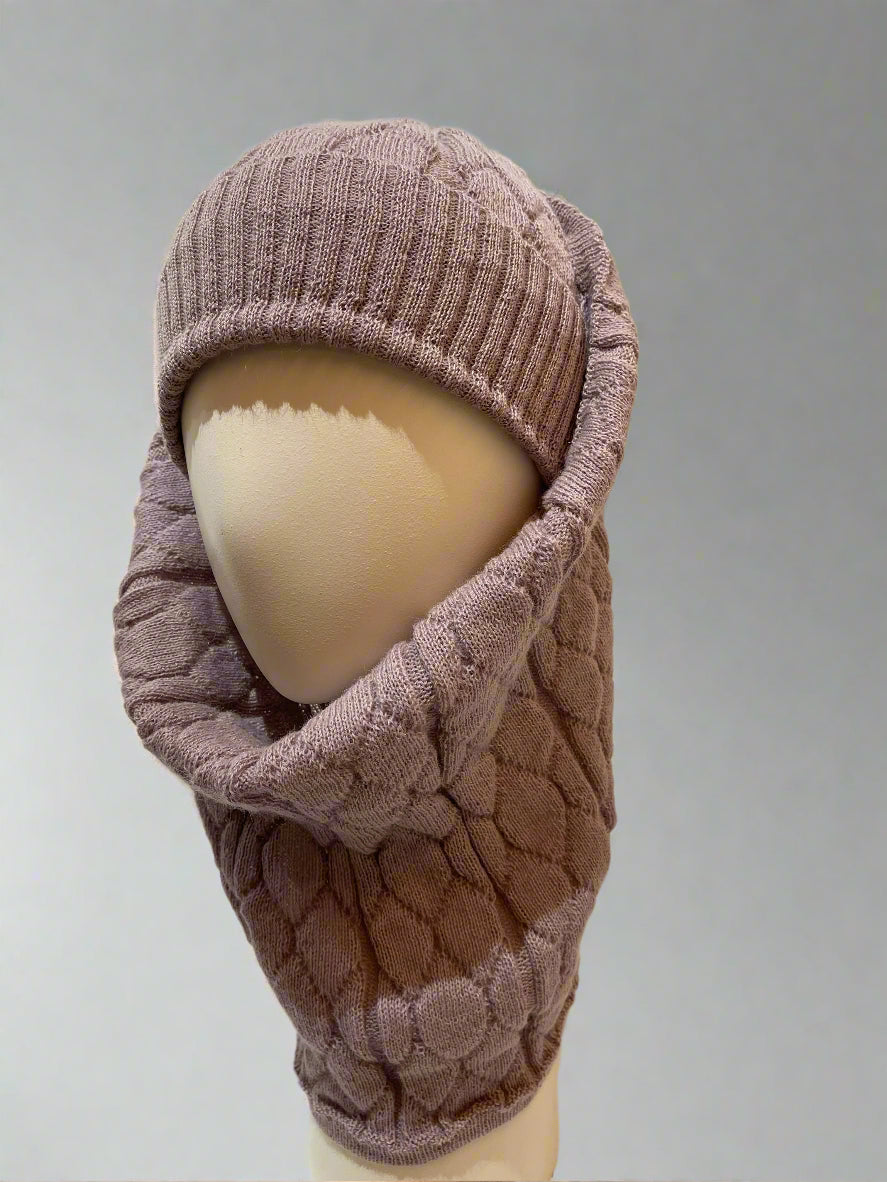 Alpaca Set High Relief Beanie and Neck warmer Reversible Pearl