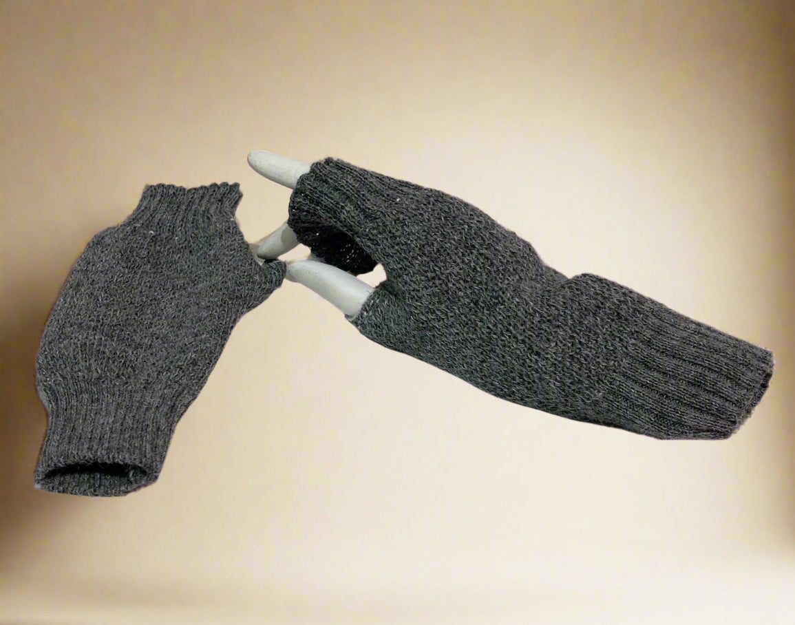 Alpaca Mittens Milk Natural Gray