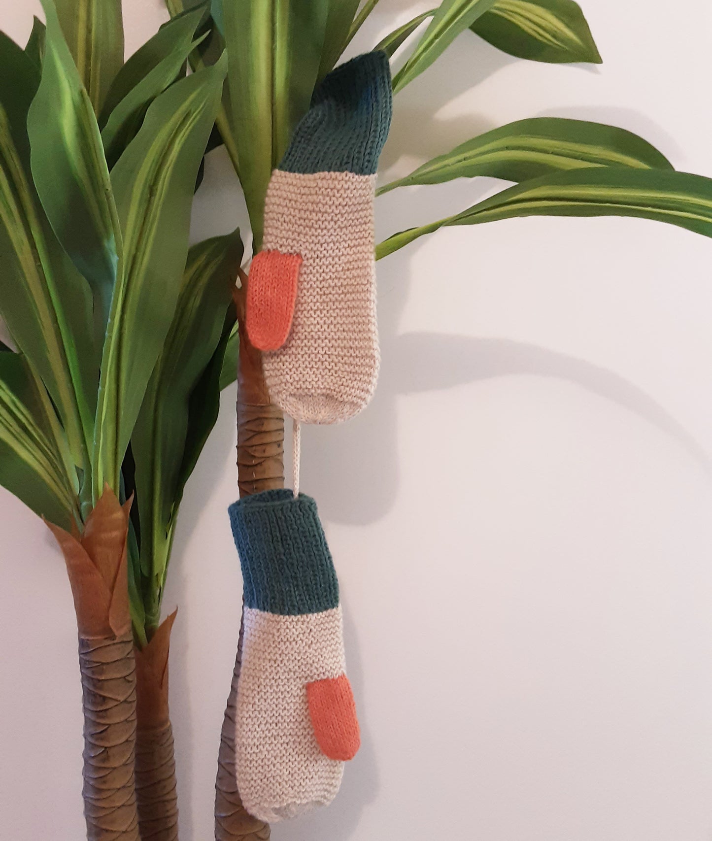 Alpaca Hand Made Mittens Women