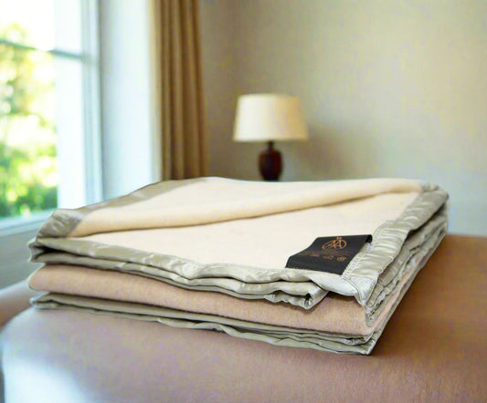 Alpaca KING Standard Blanket Reversible Light Beige\Pearl