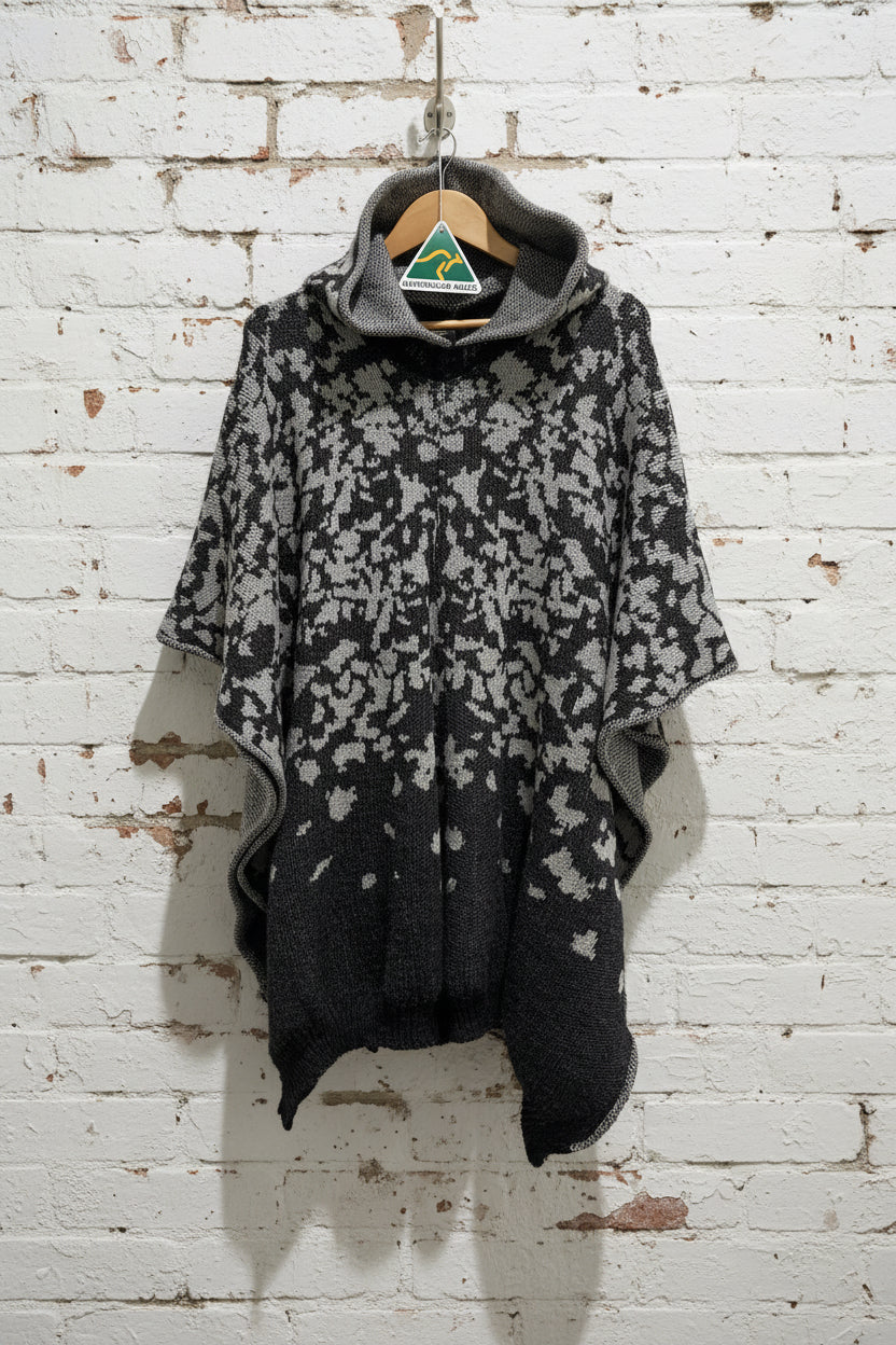 Australian Alpaca Thick Poncho Hooded, CAMO SNOWY