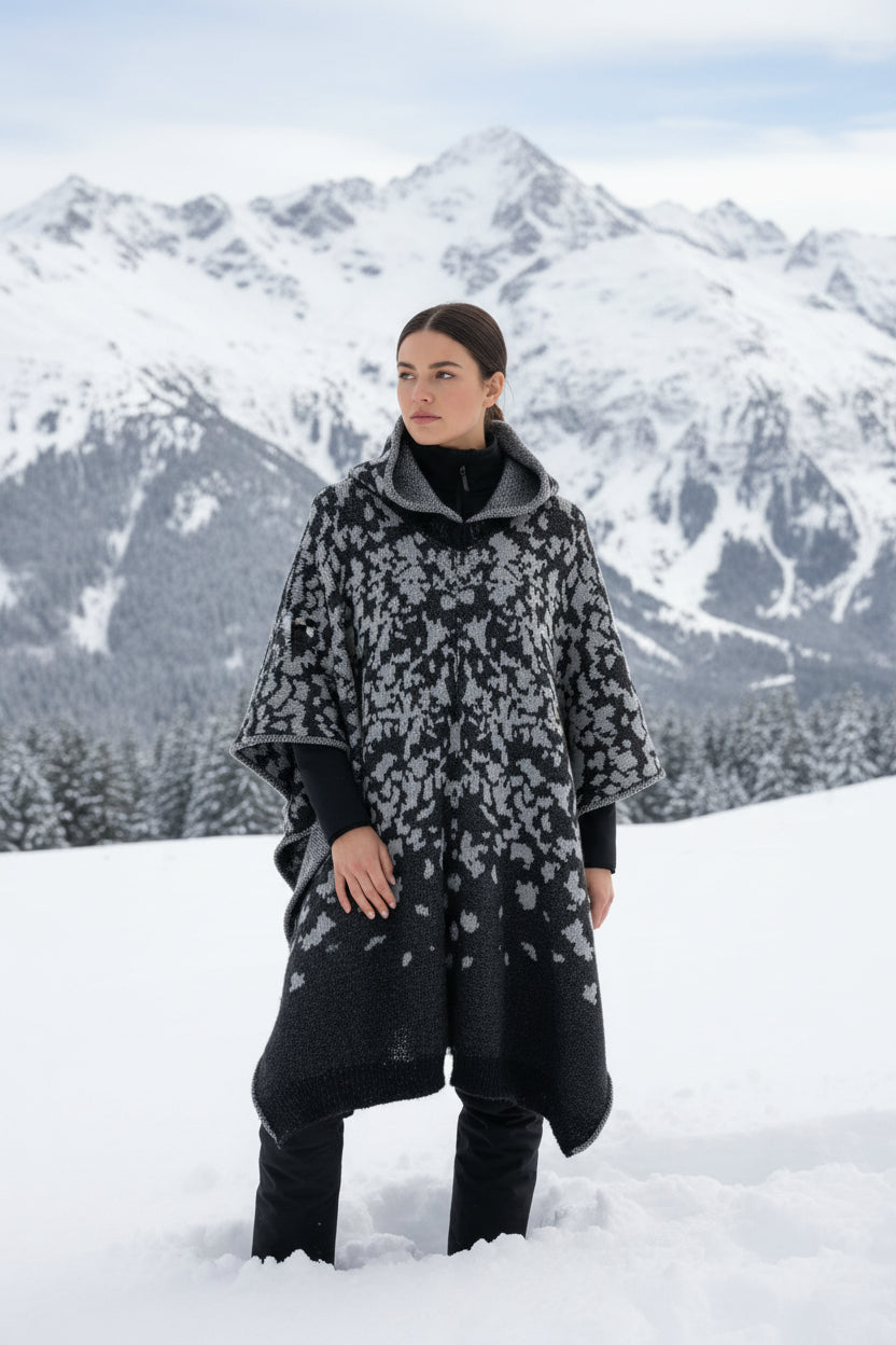 Australian Alpaca Thick Poncho Hooded, CAMO SNOWY