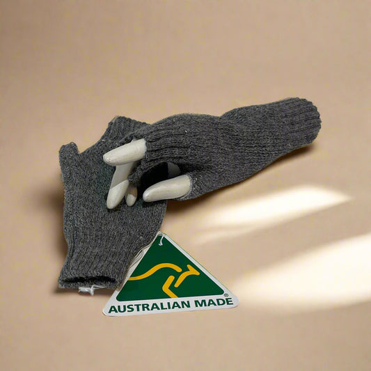 Alpaca Mittens Milk Natural Gray