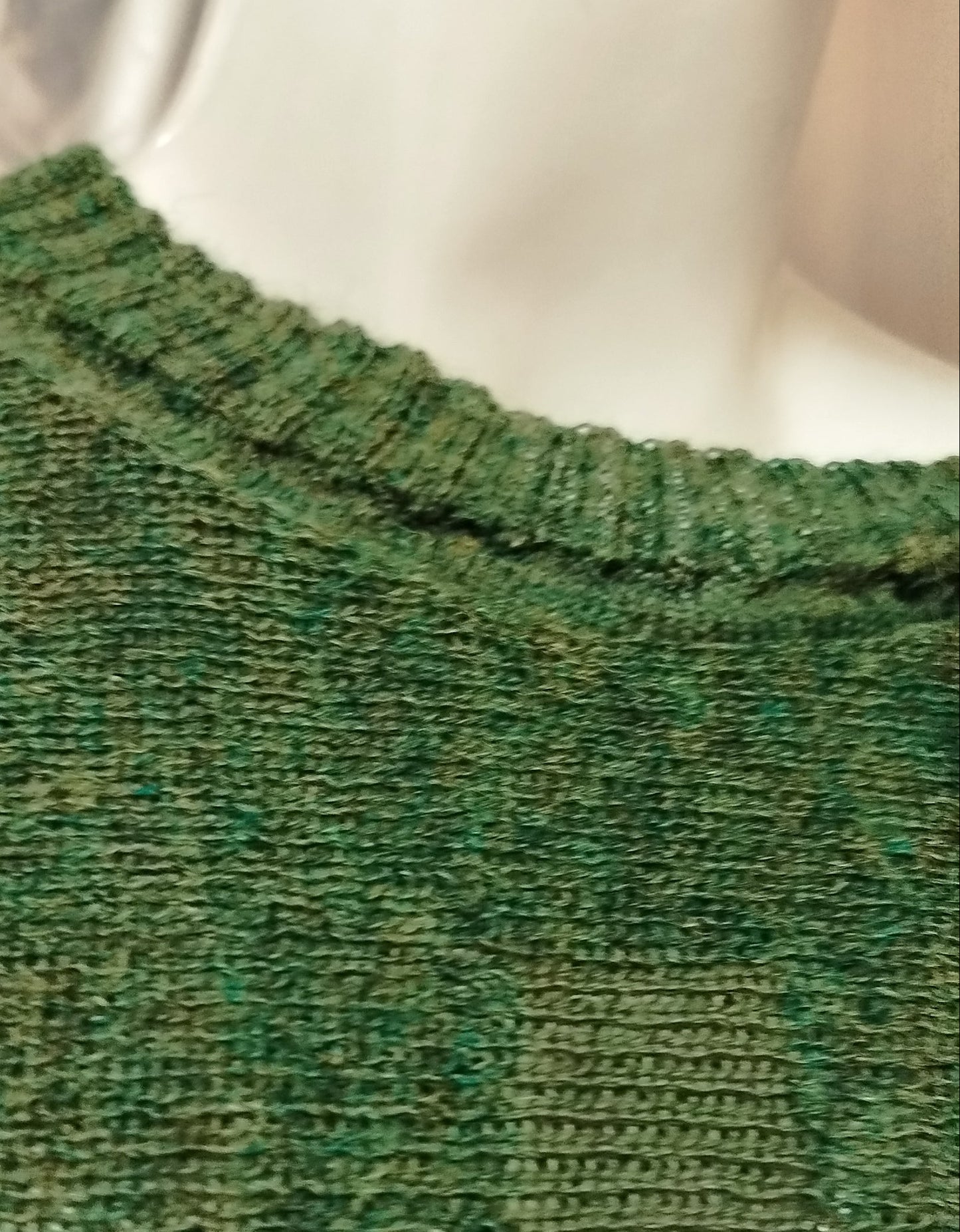 Alpaca Women’s Round Neck Cherry Jacquard Square Knit, Green