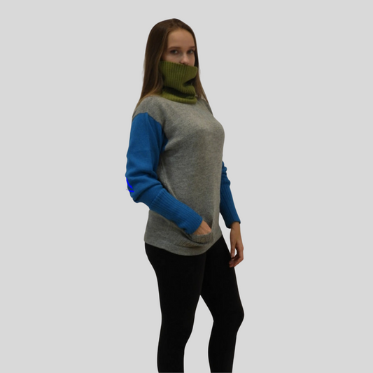 SOLD OUT Alpaca High Neck Sweater